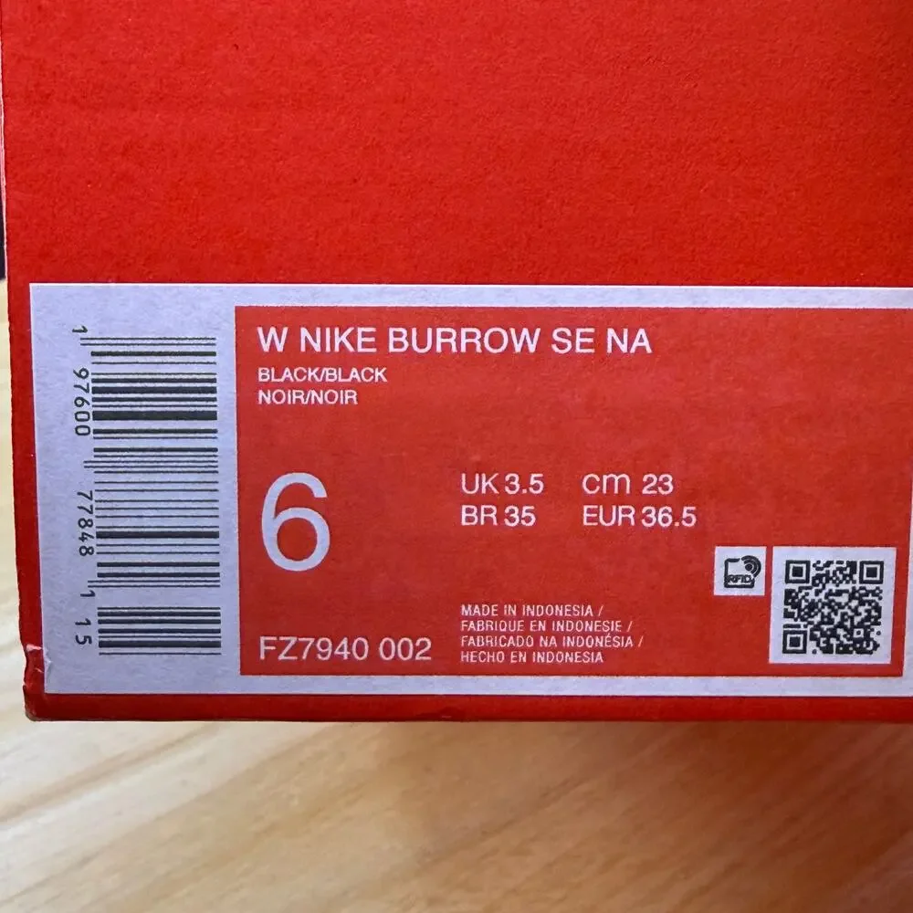 Nike Women's Burrow SE NA Triple Black Puffer Slippers Slides FZ7940-002 Size 6 - Picture 9 of 9